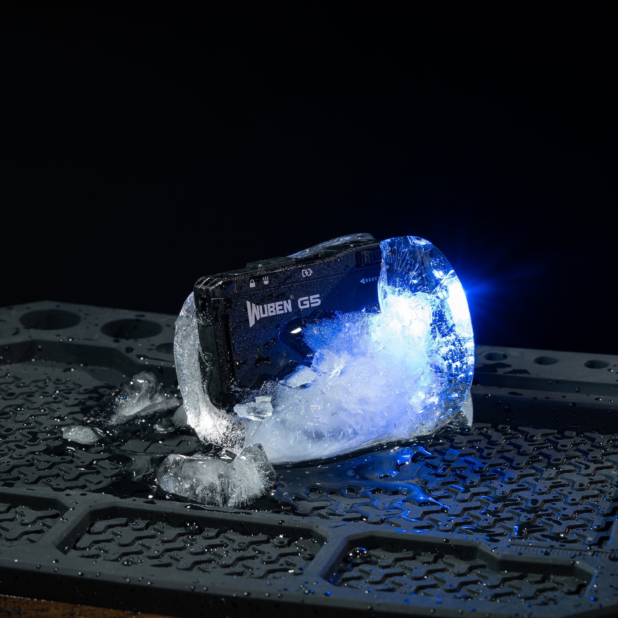 Wuben G5 Black EDC baterka s matným čiernym telom a dvoma LED